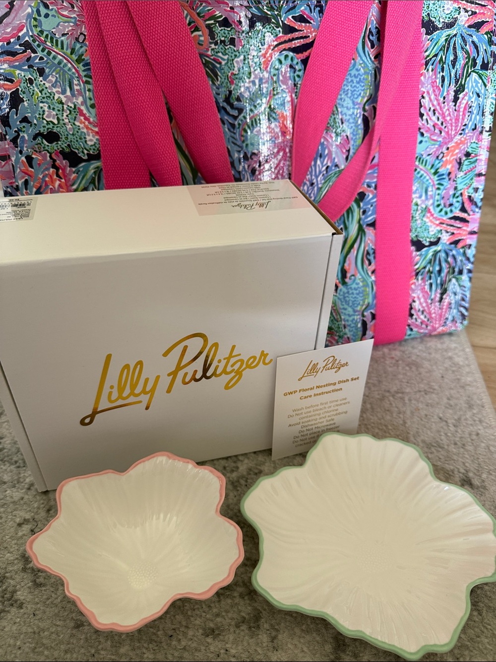 Lilly Pulitzer Floral Nesting Dishes New!